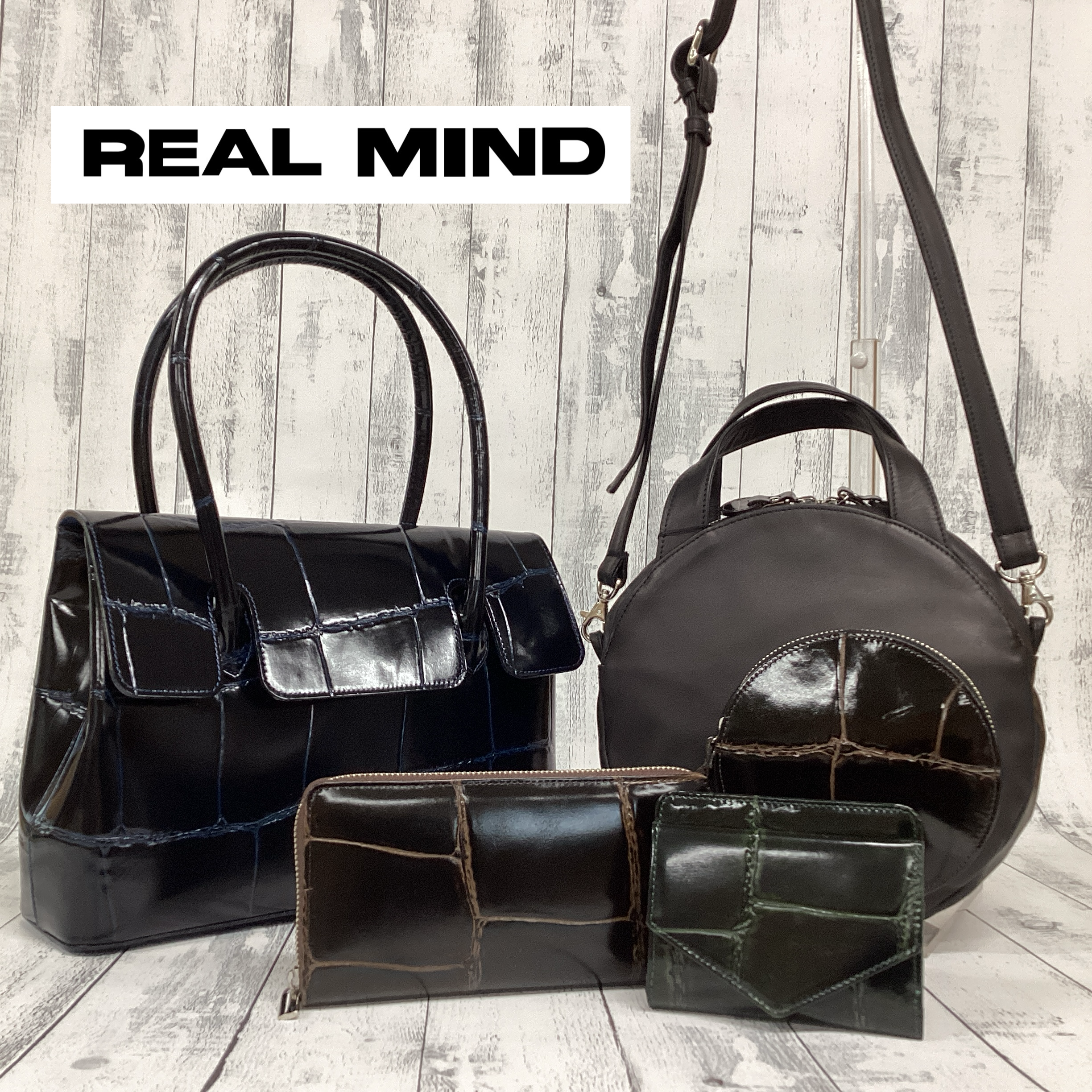 BLACK REALMIND – LILY