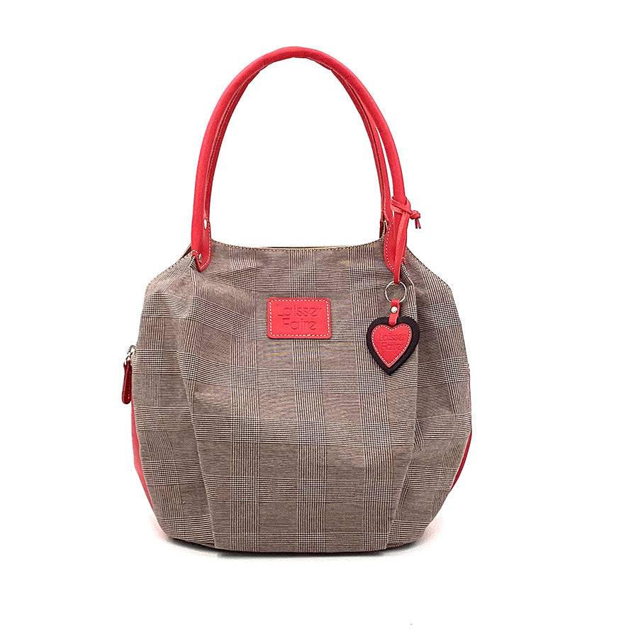 Laisser Faire – LILY